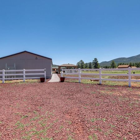 Williams Home With Fire Pit And Mountain Views! Exterior photo