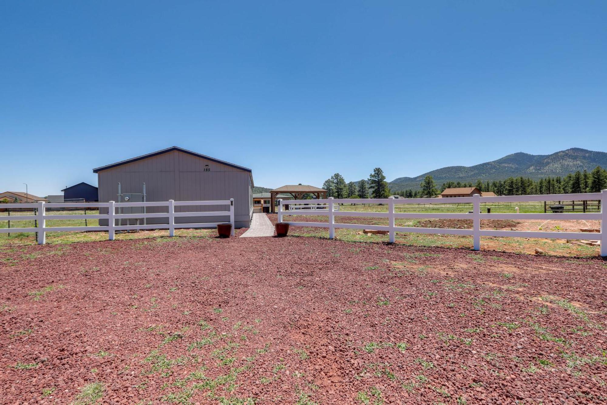 Williams Home With Fire Pit And Mountain Views! Exterior photo